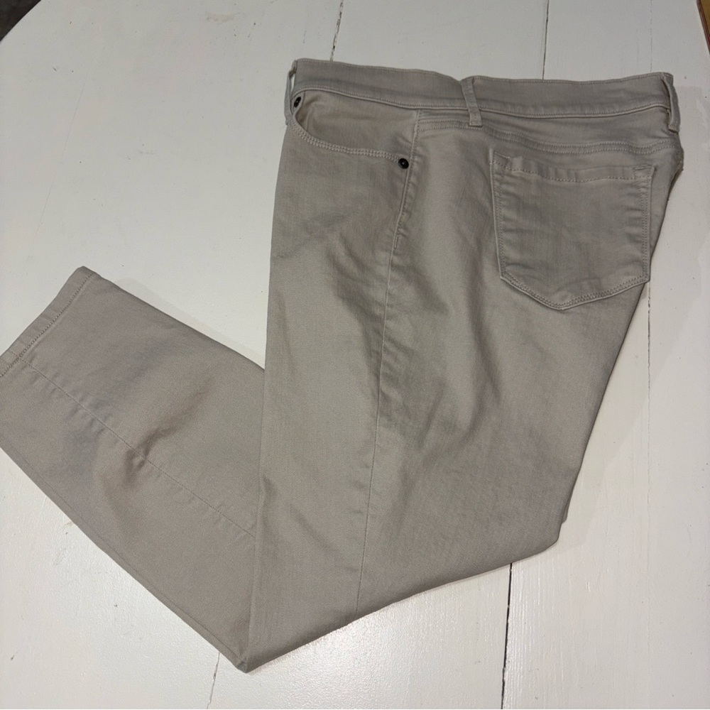 LOFT Modern Skinny Ankle Pants in Beige